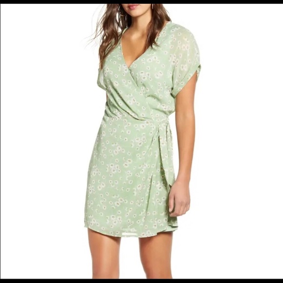 All in Favor Dresses & Skirts - All in Favor Simone green floral mini dress